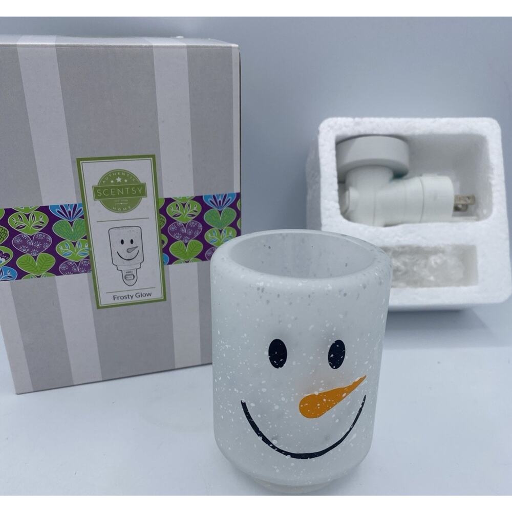 Scentsy Frosty‎ Glow LARGE Warmer Minor Box Wear 50567 Retired